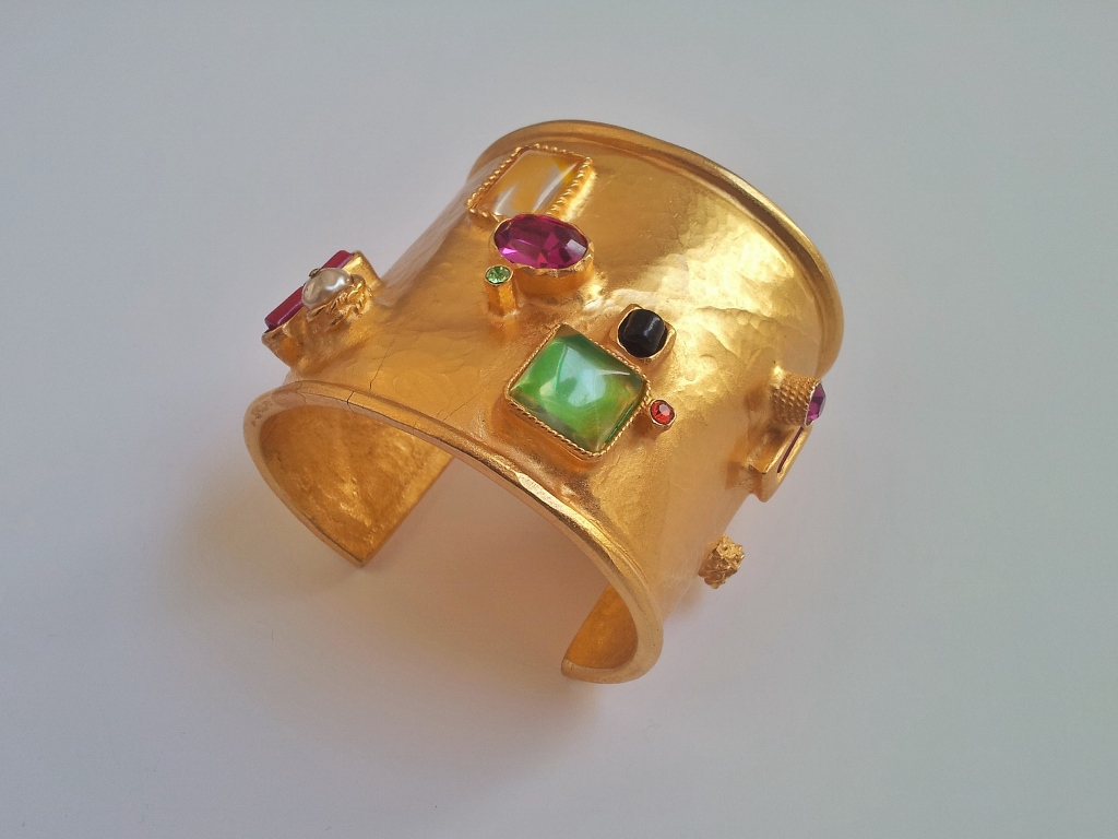 Vintage Clear Faceted Stones on Gold Cuff Bracelet –