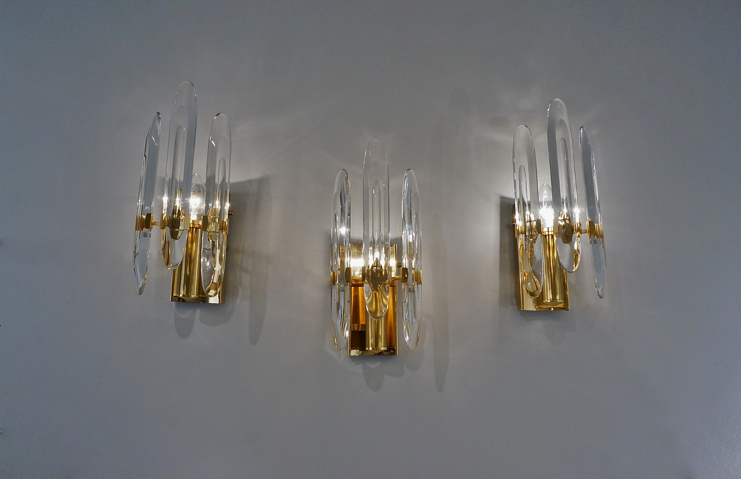 Sciolari wall lights crystal on a brass base, 1970`s Italian in Vintage Wall Lights / Vintage ...