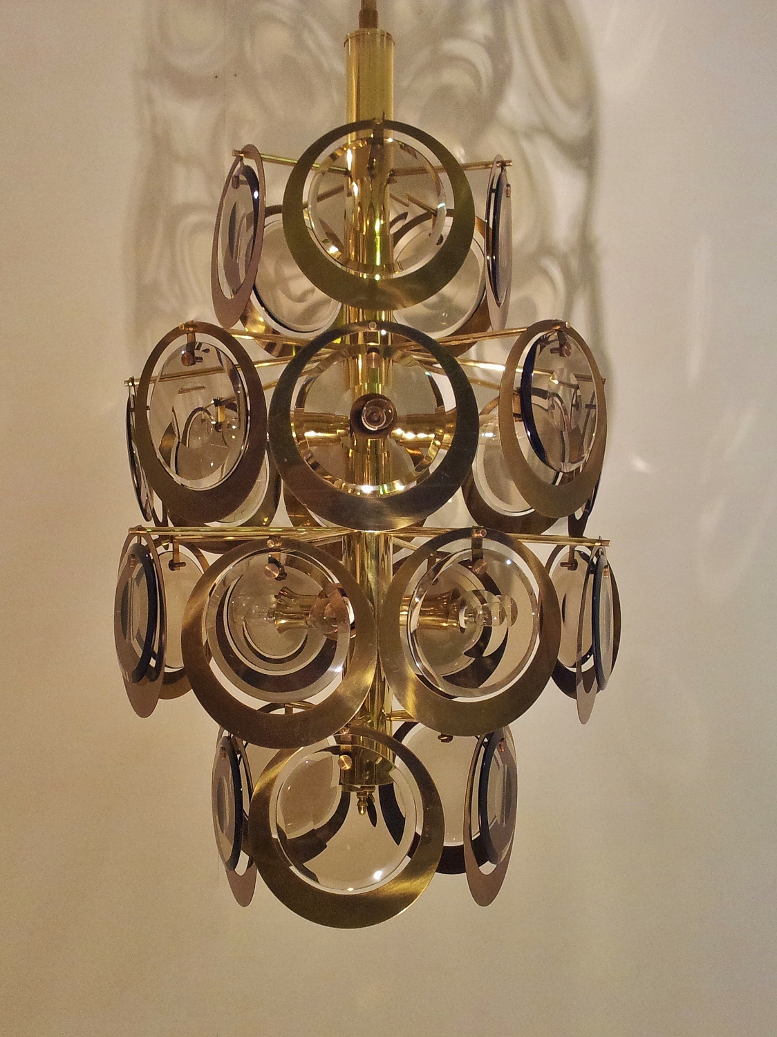 Vistosi Vintage Brass Optical Glass Discs Chandelier 1960 S Ca Vistosi Vintage Brass Optical Glass Discs Chandelier 1960 S Ca Italian In Chandeliers From Roomscape