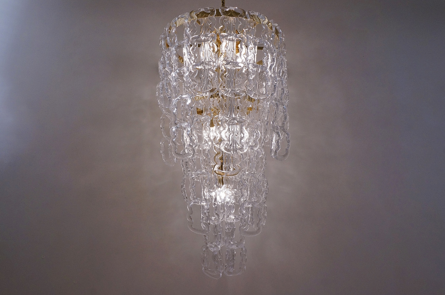 Angelo Mangiarotti Style Chandelier Murano Glass Chain Link Gilt Angelo Mangiarotti Style Chandelier Murano Glass Chain Link Gilt Frame Italian In Vintage Chandeliers From Roomscape