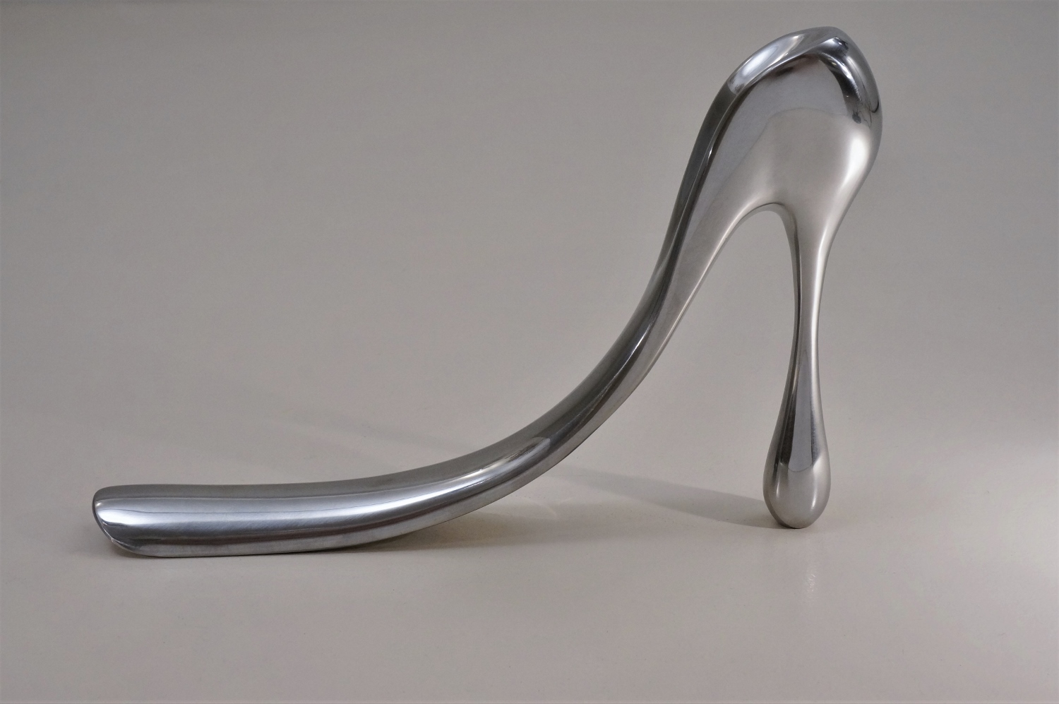 Manolo Blahnik shoehorn aluminium with original box, 2004, English 