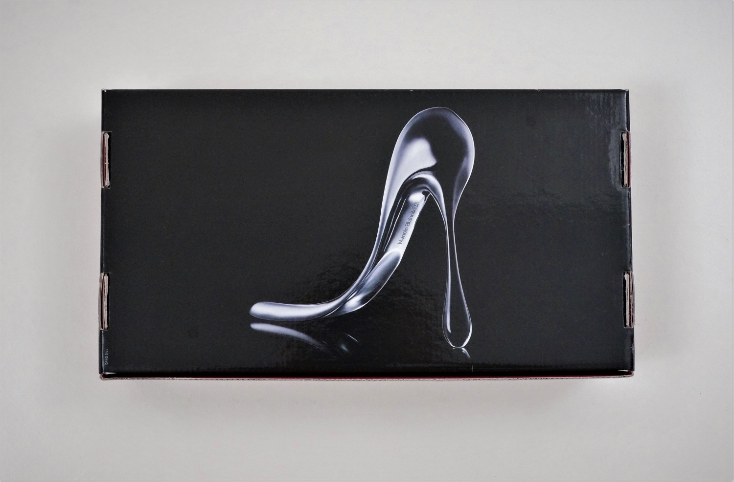 Manolo Blahnik shoehorn aluminium with original box, 2004, English 
