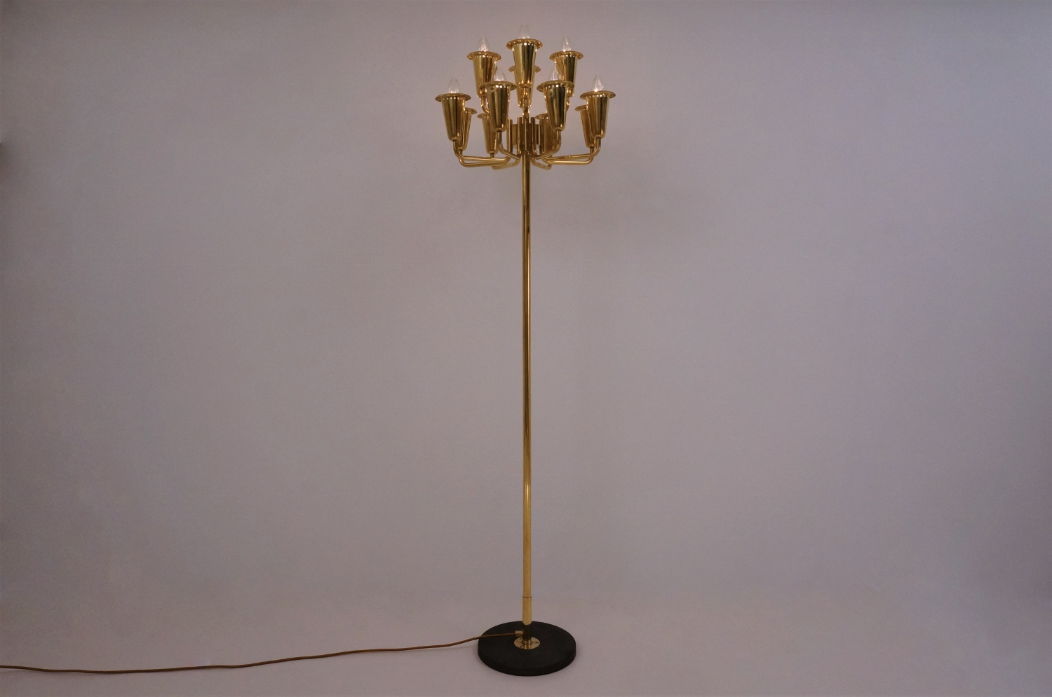 Stilnovo Floor Lamp Brass 12 Lights Sciolari 1950 S Ca Italian Stilnovo Floor Lamp Brass 12 Lights Sciolari 1950 S Ca Italian In Vintage Lighting From Roomscape